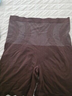 SHEIN Brown High-Waist Seamless Shapewear Shorts